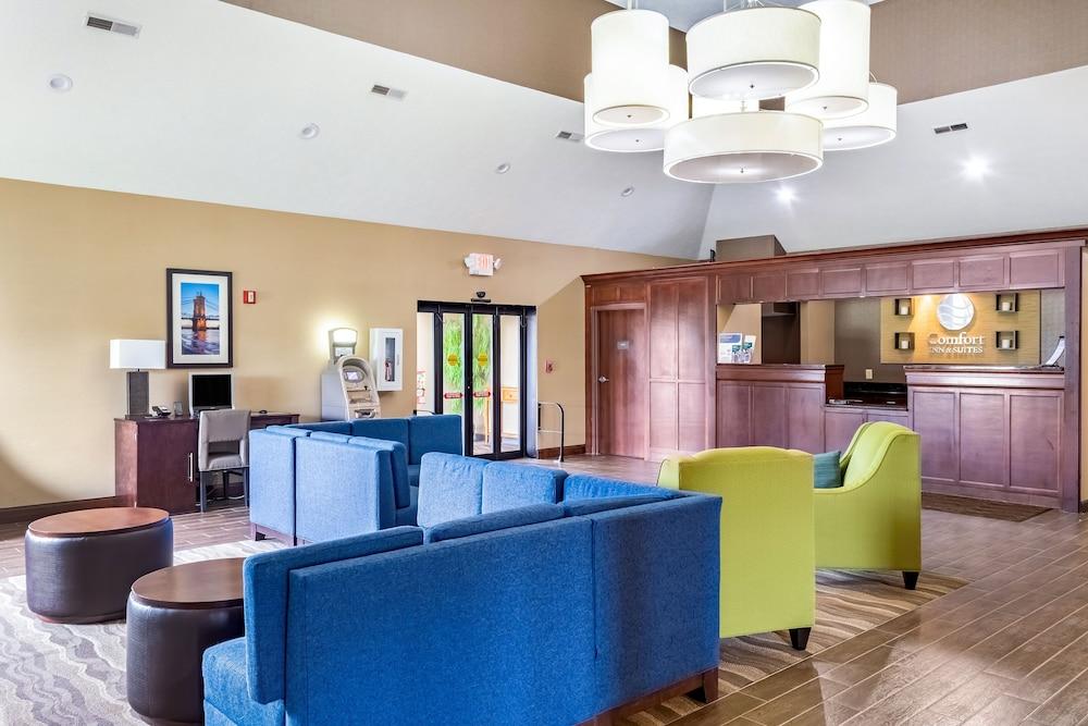Comfort Inn & Suites Cincinnati Eastgate Exteriör bild