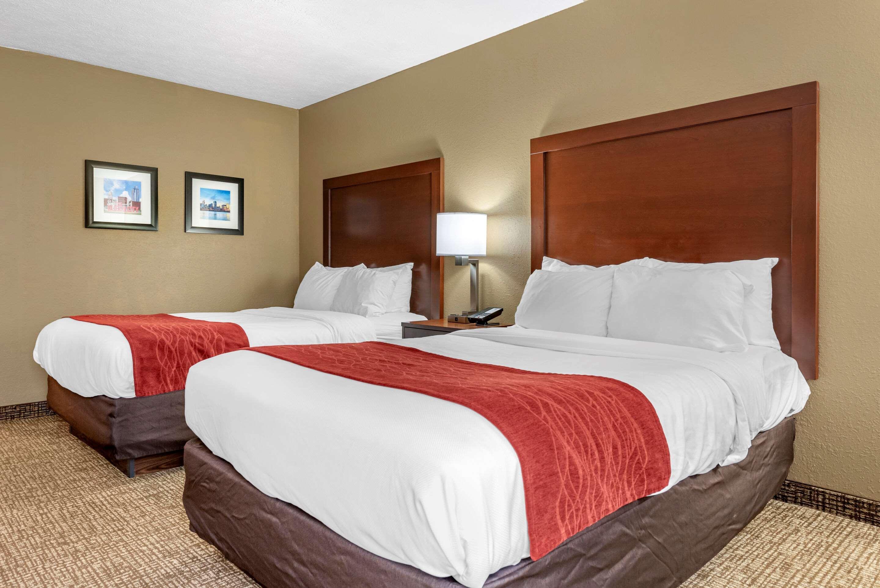 Comfort Inn & Suites Cincinnati Eastgate Exteriör bild