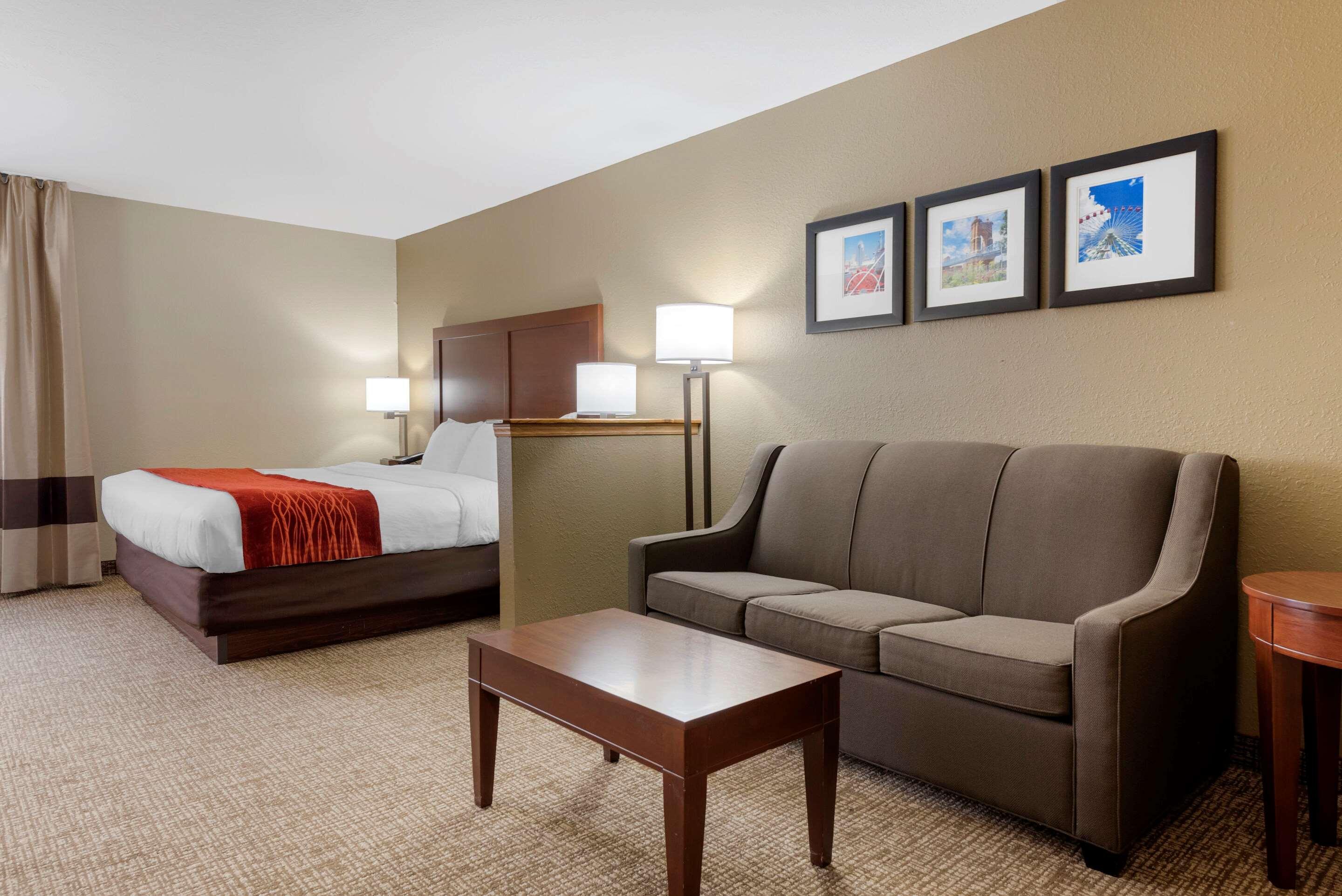 Comfort Inn & Suites Cincinnati Eastgate Exteriör bild