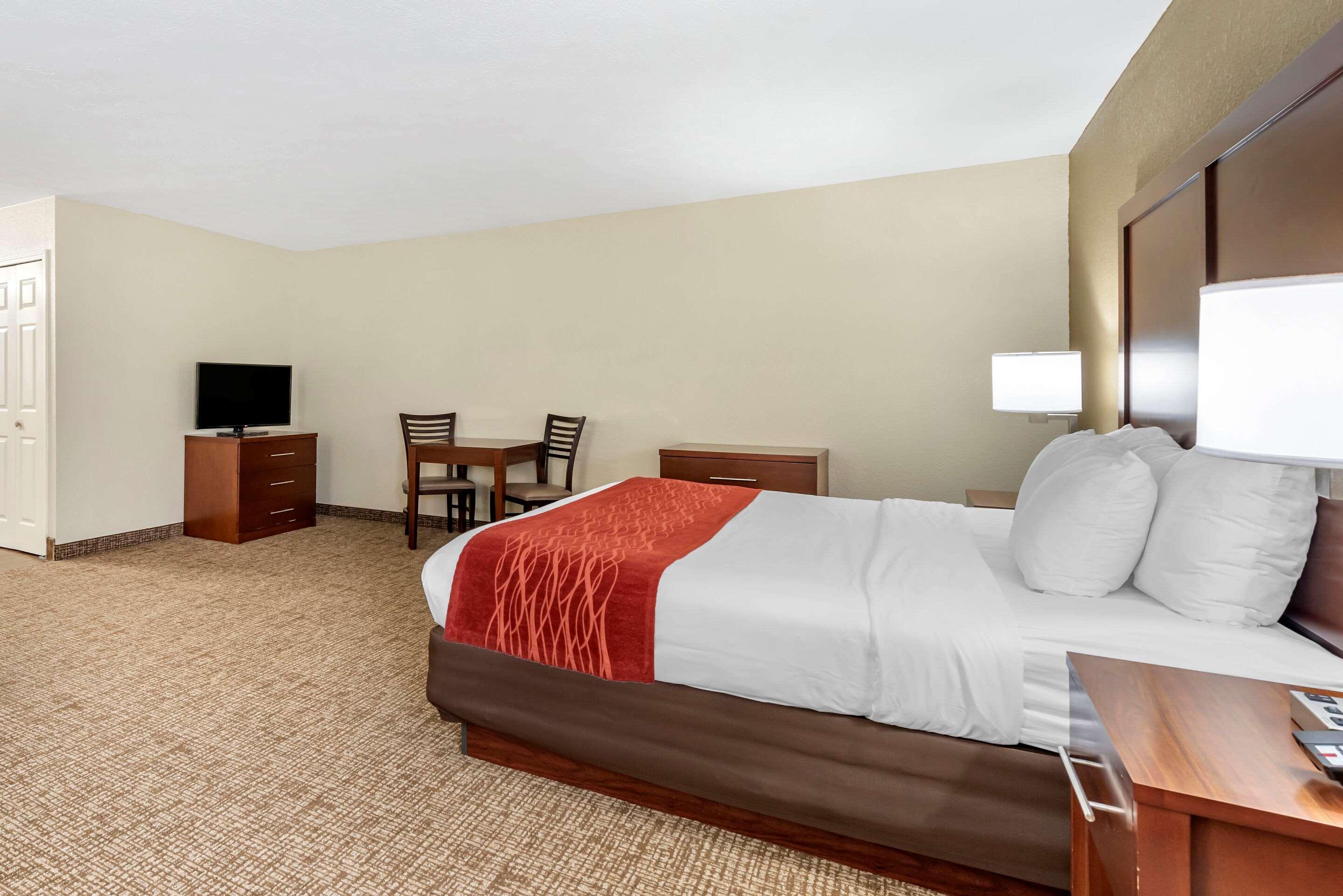 Comfort Inn & Suites Cincinnati Eastgate Exteriör bild