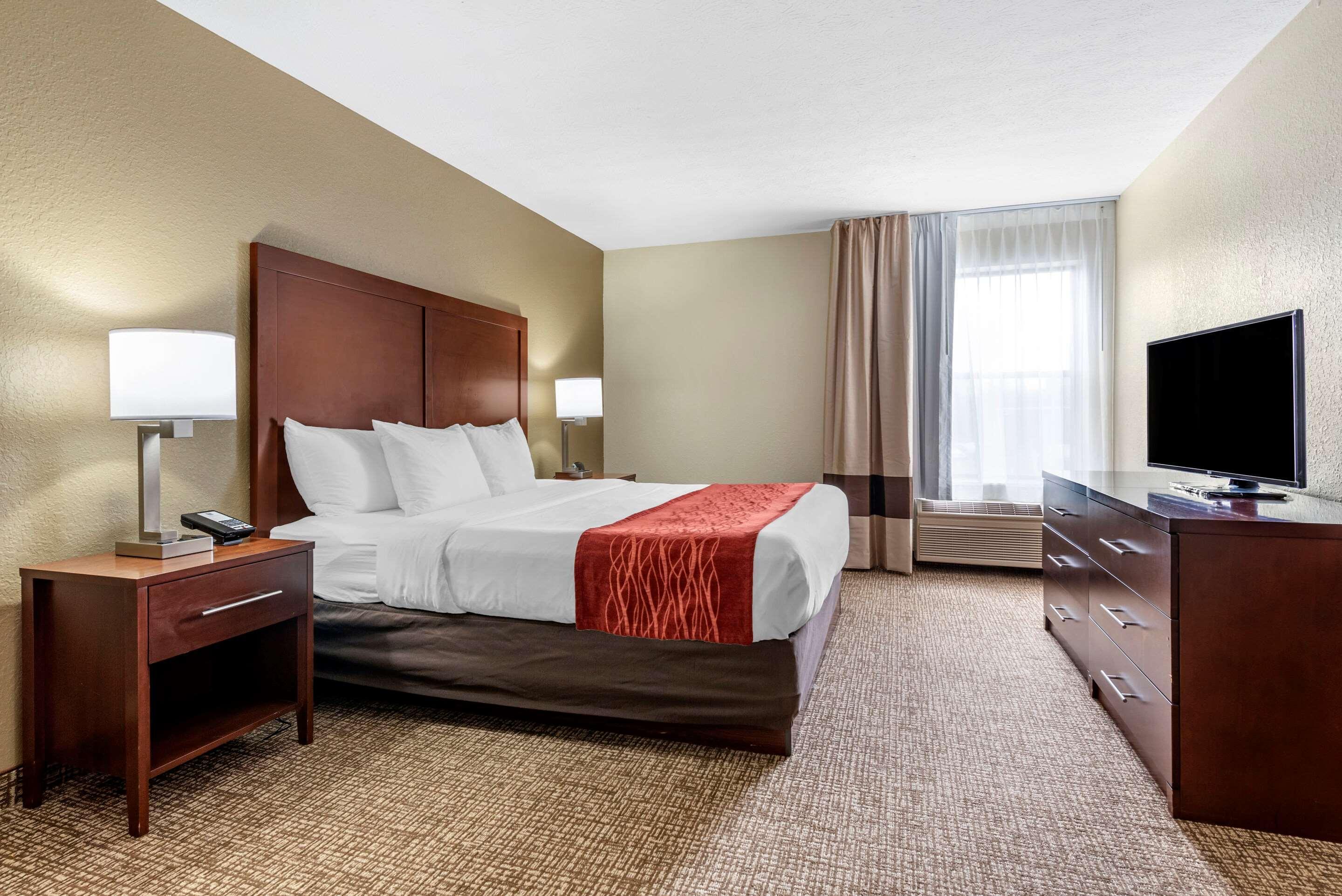 Comfort Inn & Suites Cincinnati Eastgate Exteriör bild