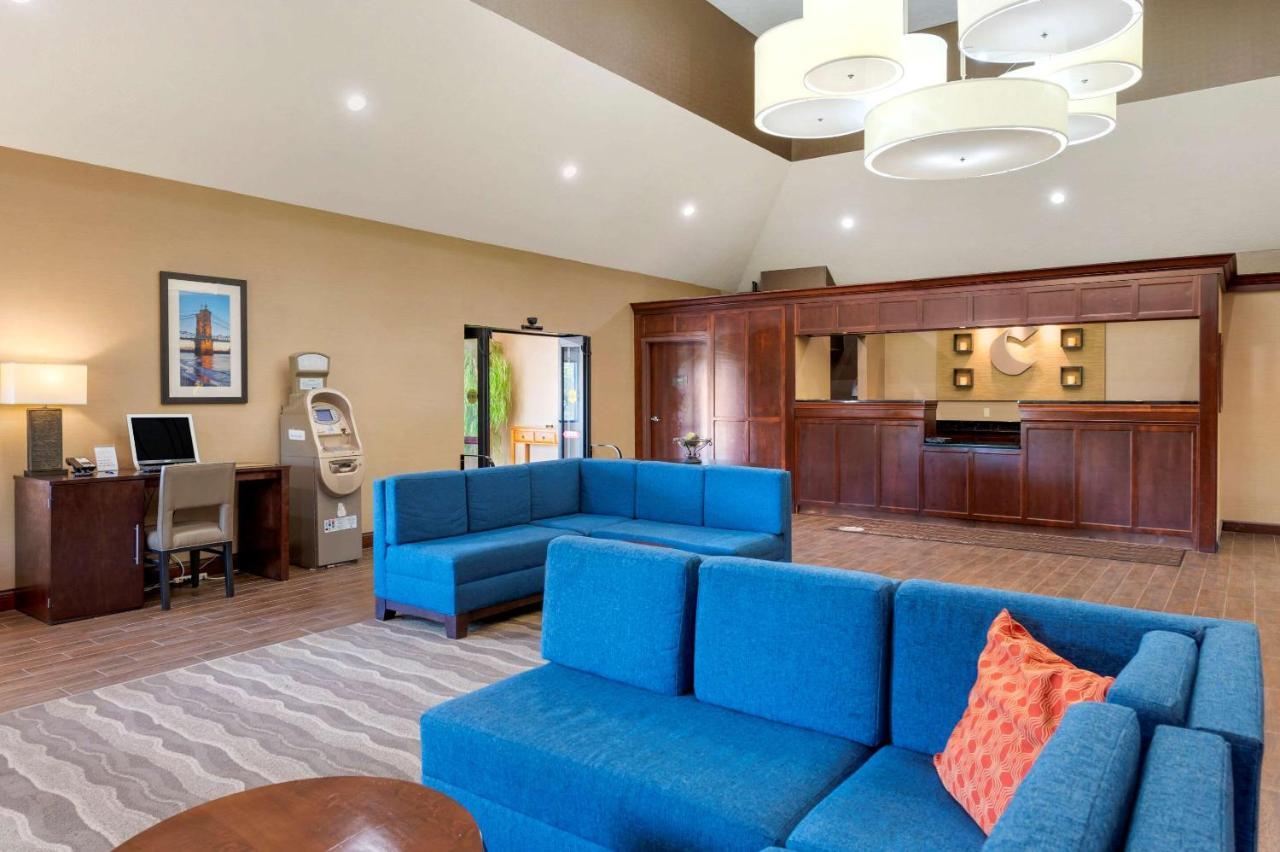 Comfort Inn & Suites Cincinnati Eastgate Exteriör bild