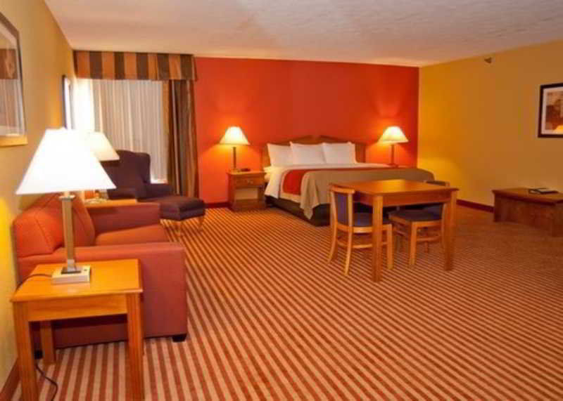 Comfort Inn & Suites Cincinnati Eastgate Exteriör bild