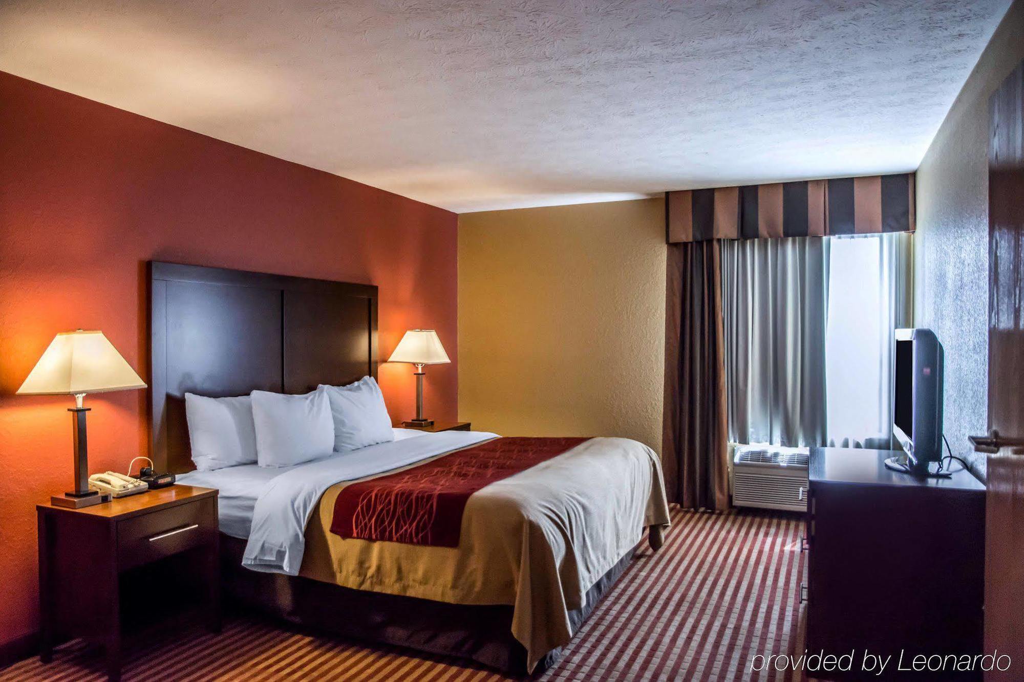 Comfort Inn & Suites Cincinnati Eastgate Exteriör bild