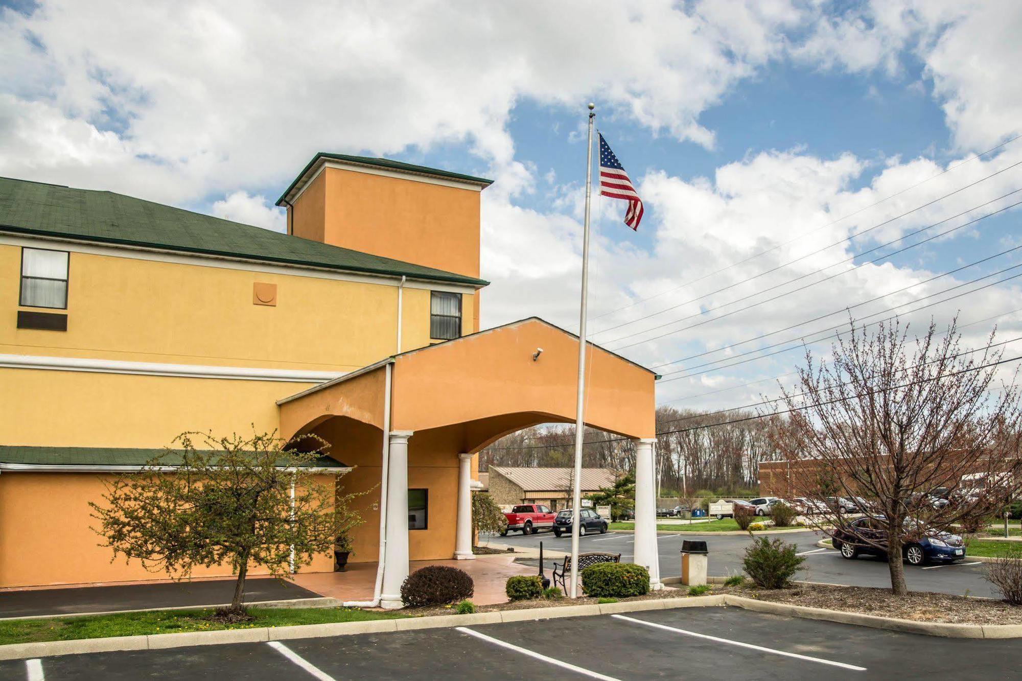 Comfort Inn & Suites Cincinnati Eastgate Exteriör bild