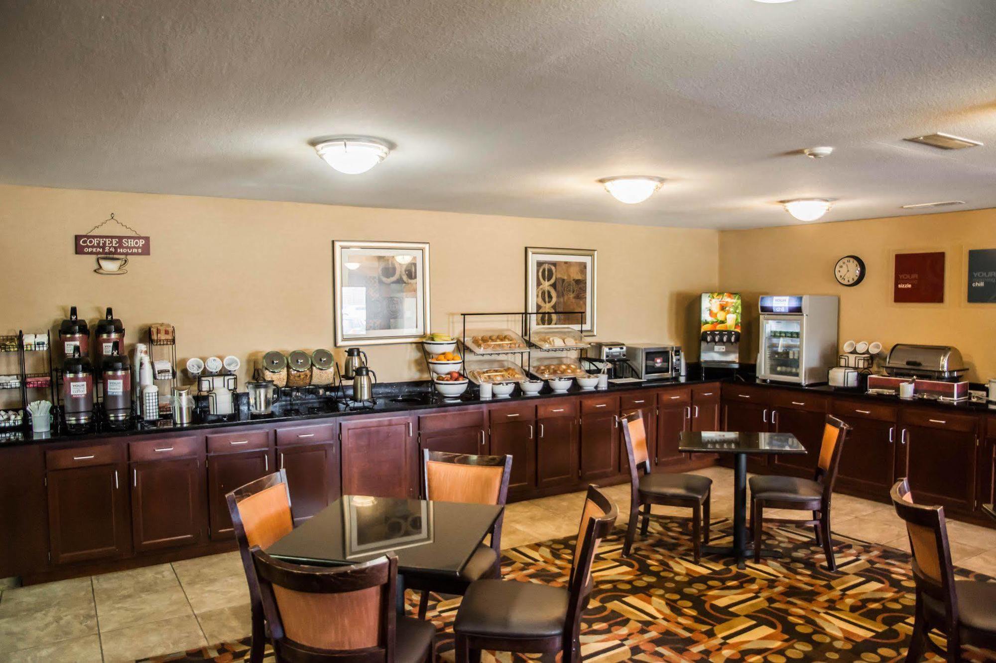 Comfort Inn & Suites Cincinnati Eastgate Exteriör bild